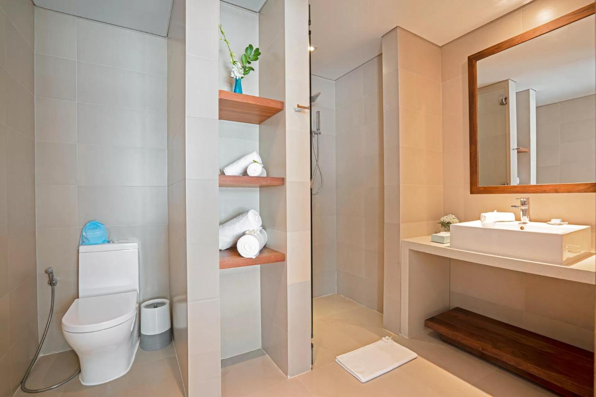 Stunning Apartments Across My Khe Beach ! Rooftop Pool & Gym Đà Nẵng Kültér fotó